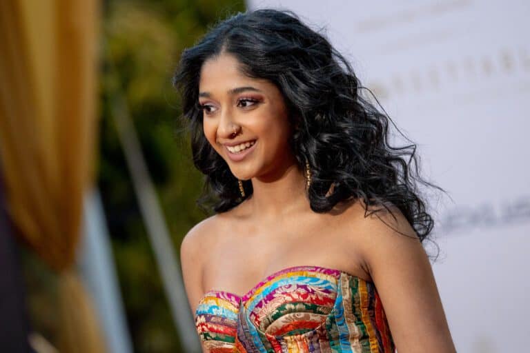 চাঞ্চল্যকর মৈত্রেয়ী রামকৃষ্ণান