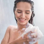 শাওয়ারের নীচে যুগল স্নানের ইচ্ছে, কিন্তু বাধা কেন?