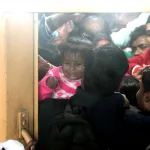 নয়াদিল্লি স্টেশনে বিভীষিকা! ‘চোখের সামনে ভিড়ে চাপা পড়লেন অনেকে, এখনও কান পাতলে আর্তনাদ শুনতে পাই’