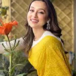 ‘সখী ভালবাসা কারে কয়’! সরস্বতী পুজোর সকালে মিমির মনে প্রেমের যাতনা জাগালেন কে?