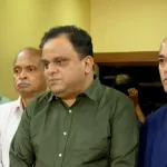 “যোগ্য-অযোগ্য” তালিকার দাবিতে উত্তাল এসএসসি ভবন: আন্দোলনে শিক্ষক-ছাত্র ছাড়াও ‘বহিরাগত’!