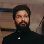 নিজস্বী না তুলে বিপাকে ‘পুষ্পা’! ভক্তের অনুরোধ ফেলেই সমালোচনার মুখে অল্লু অর্জুন