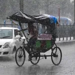বজ্রবিদ্যুৎ-সহ বৃষ্টির সম্ভাবনা আজও, দক্ষিণবঙ্গের তিন জেলায় ভারী বর্ষণের সতর্কতা