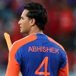 কোহলি, সূর্যকেও ছাড়িয়ে রেকর্ড গড়ে দিলেন অভিষেক শর্মা