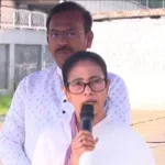 দুর্গাপুরে মেডিক্যাল ছাত্রীর গণধর্ষণ ঘটনায় মুখ্যমন্ত্রীর প্রশ্ন — “অত রাতে ক্যাম্পাসের বাইরে কীভাবে ছাত্রী?”