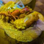 🍤 দুর্গাপুজোর পরেও পেটপুজো জারি! উৎসবের মরসুমে পাতে থাকুক স্বাদে ভরপুর ডাব চিংড়ি