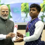 ‘বধাই হো!’ পানদোকানির ছেলেকে বললেন প্রধানমন্ত্রী, আইটিআই পরীক্ষায় ৬০০-এ ৬০০ পেল ক্যানিংয়ের সায়ন