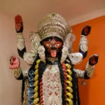 কালীপুজোয় সহজ টোটকায় মুশকিল আসান: আটকে থাকা কাজ থেকে ঋণমুক্তি