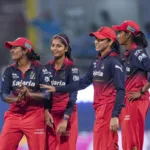 হ্যাটট্রিক জয়ে শীর্ষে স্মৃতির বেঙ্গালুরু, রিচা–রাধার ব্যাটে ও শ্রেয়াঙ্কার আগুনে বোলিংয়ে বিধ্বস্ত গুজরাত
