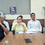 ছবি নেই, হল বন্ধ: টালিগঞ্জে বৈঠক হলেও মিলল না স্পষ্ট সমাধান
