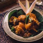 🍗 টক-ঝাল-মিষ্টির ম্যাজিক—ঘরে বানান জমজমাট আমকাসুন্দি মুরগি