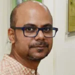 মেদিনীপুর থেকে ফেরার পথে দুর্ঘটনা: এখন কেমন আছেন কবি শ্রীজাত?