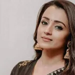 বোমাতঙ্কের গুঞ্জন, তবু স্বাভাবিক জীবনে তৃষা কৃষ্ণন