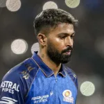 হার্দিকের মুম্বই অধ্যায় কি শেষের পথে? সতীর্থদের মানসিকতায় হতাশ অধিনায়কের ভবিষ্যৎ নিয়ে জোর জল্পনা
