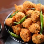 বাড়িতেই বানান দোকানের মতো মুচমুচে মুগ ডালের পকোড়া, মানুন এই ৫ সহজ টিপস
