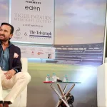চোখে দৃষ্টি হারিয়েও ক্রিকেট ছাড়েননি টাইগার পটোদী, বাবাকে নিয়ে আবেগঘন স্মৃতিচারণ সইফের