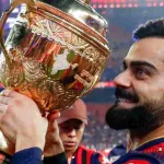কোহলির ব্যাটে ইতিহাস, টানা দ্বিতীয় আইপিএল শিরোপা জিতে চ্যাম্পিয়নের মতোই মুকুট ধরে রাখল বেঙ্গালুরুকোহলির ব্যাটে ইতিহাস!