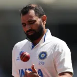 সাজঘরে ঢুকেই চেয়ারে দাঁড়াতে বলেছিলেন যুবরাজ! ভারতীয় দলে প্রথম দিনের সেই মজার অভিজ্ঞতা শামির