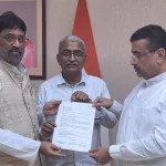 নবান্নে ‘বেসুরো’ দুই সাংসদ! এসআইআরে বৈধ ভোটারদের হয়রানি বন্ধ, মসজিদের মাইক নিয়ে মুখ্যমন্ত্রীকে আর্জি তাহের-খলিলুরের